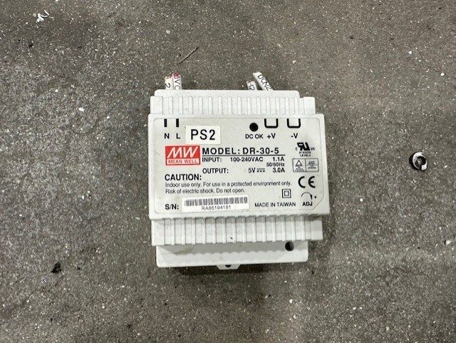 Блок питания MEAN WELL MODEL DR-30-5 100-240VAC DIN RAIL POWER SUPPLY (TPS97)