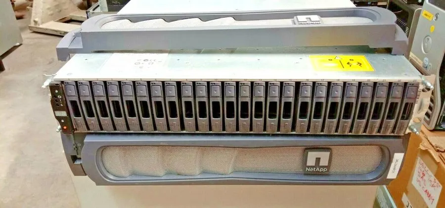 Дисковая полка NetApp DS2246 24-Bay 2.5" SAS Disk Shelf NAJ-1001 w/ IOM6 & Caddi
