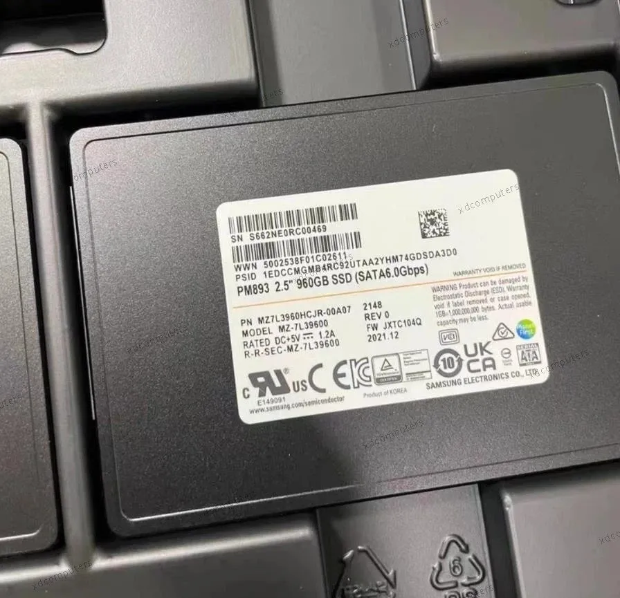 SSD-накопитель Samsung PM893 960GB SSD 2.5" SATA 6Gb/s MZ-7L39600 MZ7L3960HCJR-0