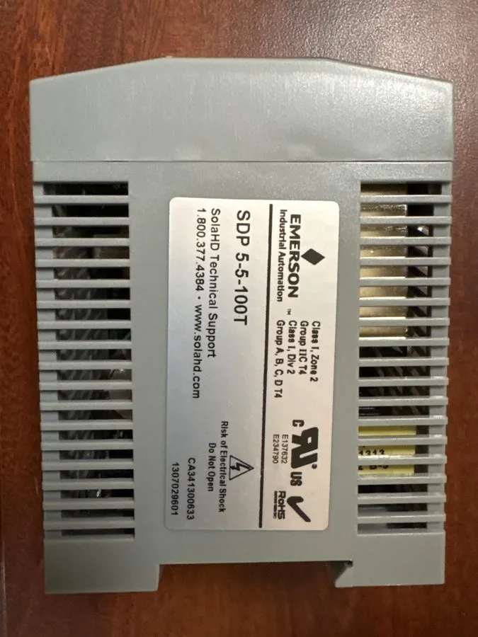 Блок питания SolaHD Emerson SDP 5-5-100T & SDP 3-15-100T DIN Rail Power Supply