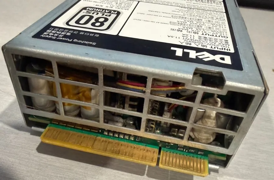 Блок питания Dell 2000W Power Supply Z2000E-S1 0YD1T6 PowerEdge R630 R730 T430 T — фото лота 2