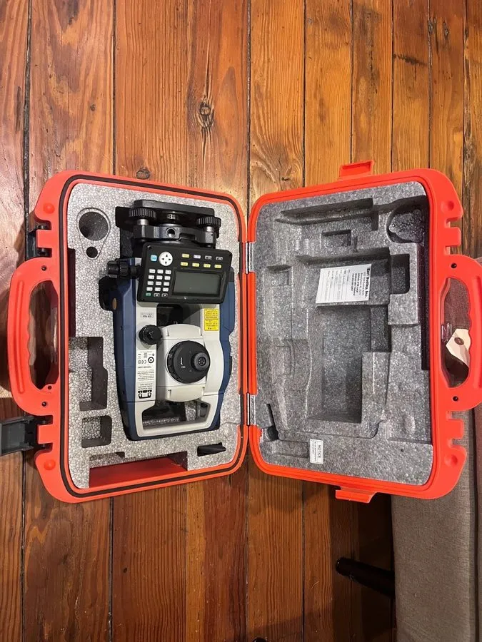 Тахеометр Topcon Sokkia CX-103 Total Station w/ case