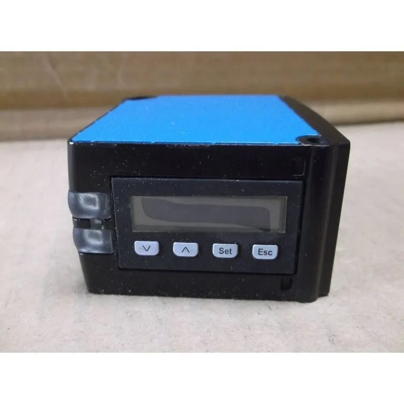 Фотоэлектрический датчик DS50-P1112 Sick Distance Photoelectric Sensor Switch 10