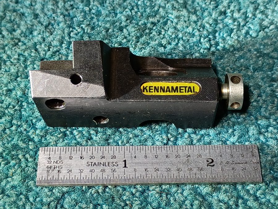 Режущий инструмент Kennametal MCLNR16CA4C Kenloc™ M-style RH Rhombic 80° Insert  — фото лота 1