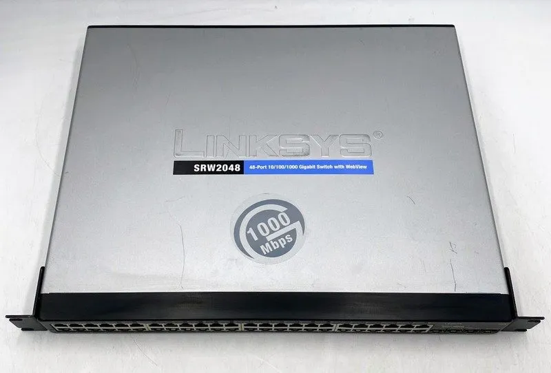 Коммутатор Cisco SRW2048 Gigabit Small Business Managed Switch 48 Ports Rackmoun — фото лота 1