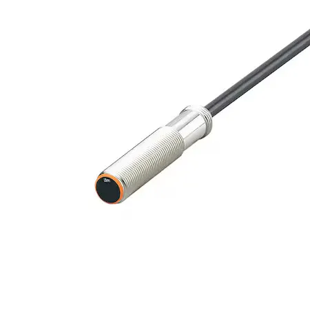 Датчик приближения IFM Plug-in proximity switch IF7104 induction sensor