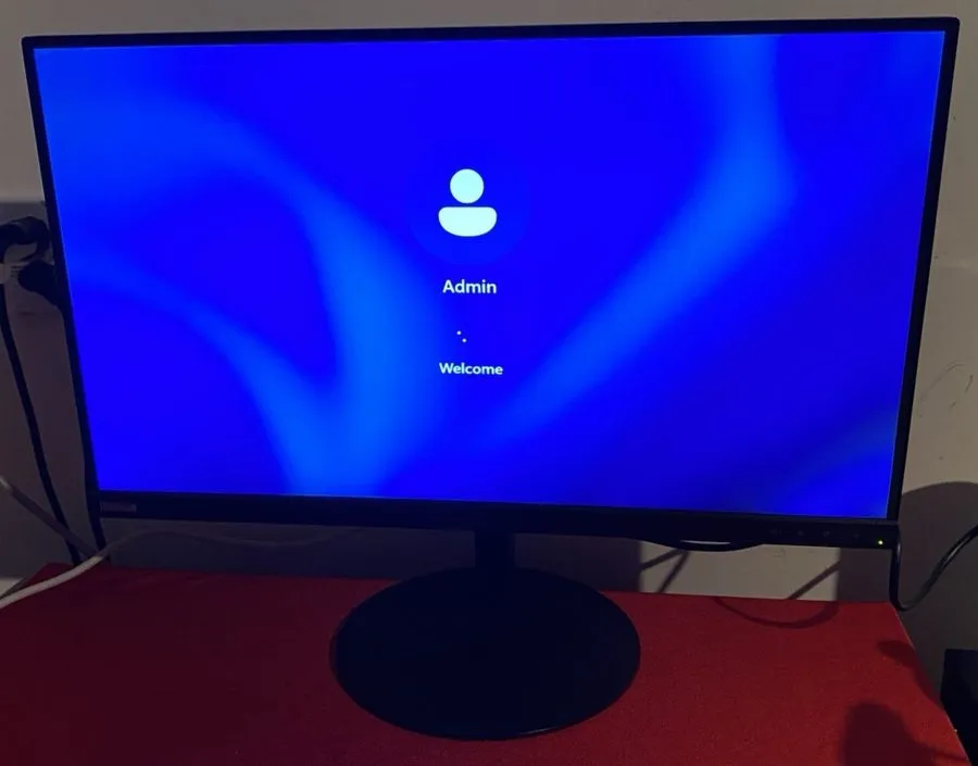 Монитор Lenovo Thinkvision P27h-10 2560x1440p 27" Monitor NO Stand Grade-C — фото лота 3