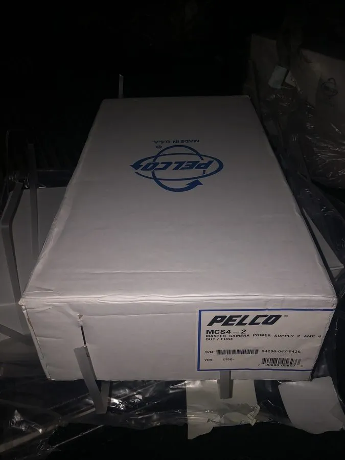 Блок питания PELCO MCS4-2 Power Supply Camera 2Amp 4 Out Swealed — фото лота 2