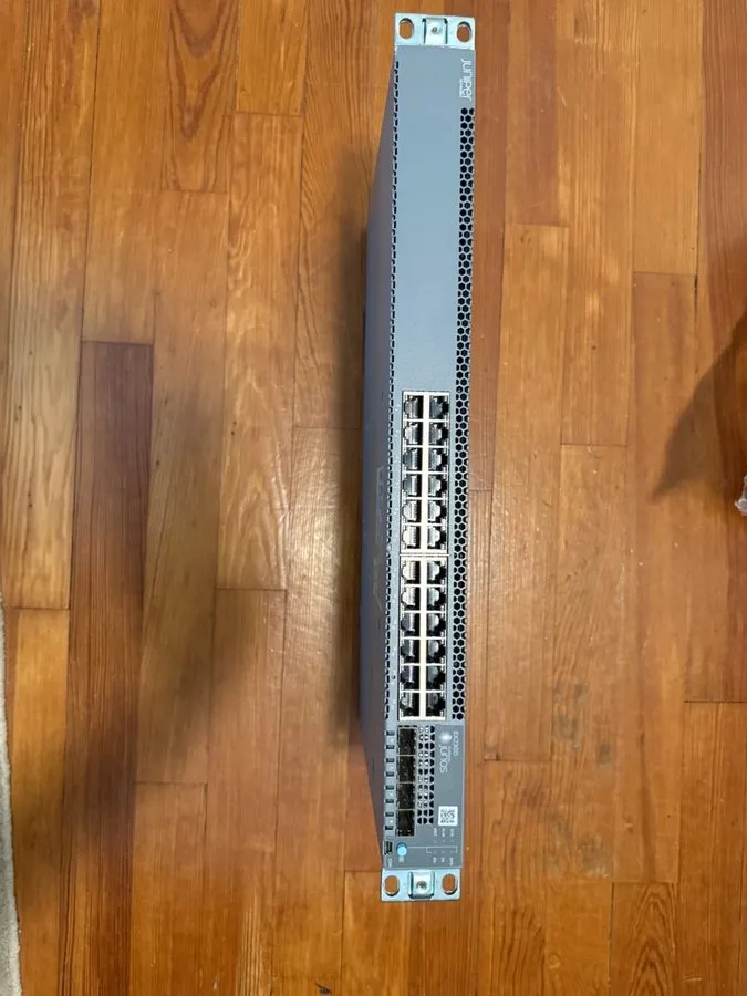 Коммутатор EX2300-24P Juniper EX2300 Ethernet Switch