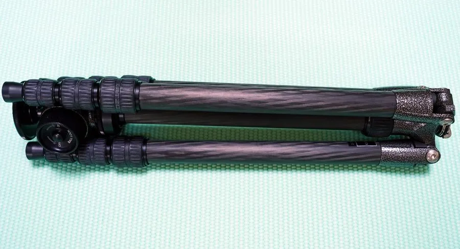 Оборудование видеонаблюдения Gitzo GT1542T Traveler Carbon Fiber Tripod/Center C