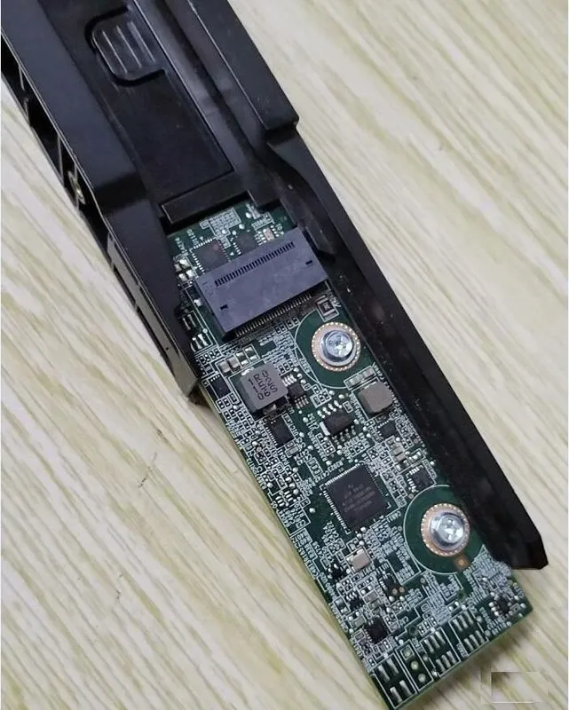 SSD-накопитель DELL POWEREDGE R750 SERVER DUAL 240GB M.2 SSD BOSS ADAPTER FRY80  — фото лота 4