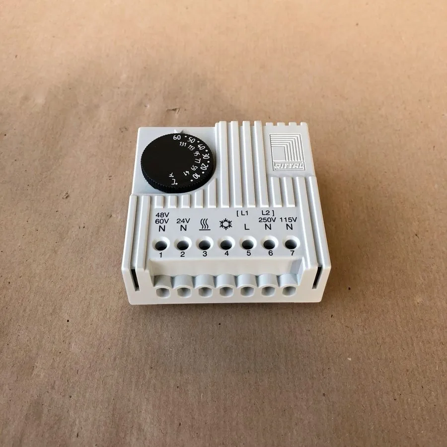 Монтажный шкаф 2- RITTAL SK3110000 TEMPERATURE REGULATOR