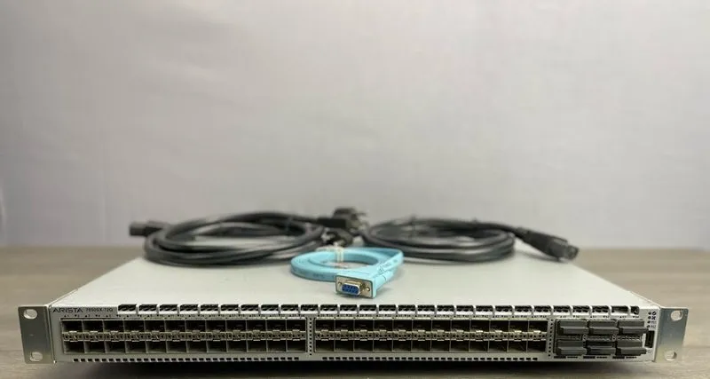 Коммутатор Arista DCS-7050SX-72Q 48-Port 10GbE SFP+ 4xQSFP Network Switch — фото лота 2