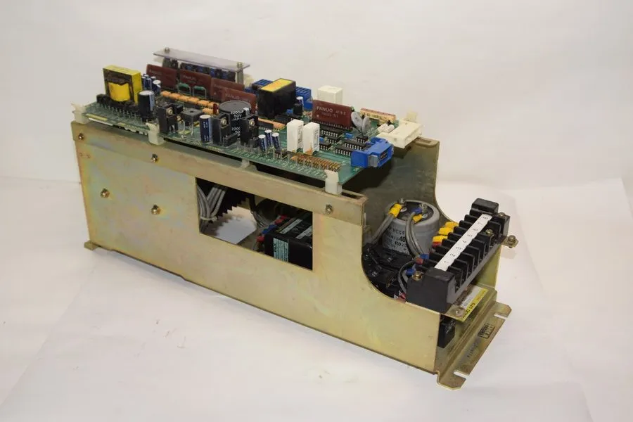 Сервопривод Fanuc A06B-6057-H003 Servo Amplifier Motor Drive USIP