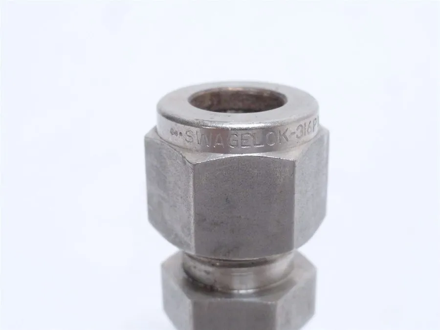 Фитинг 248204 New- Swagelok SS-600-6 Compression Fitting; SS-316; Size: 3/8"