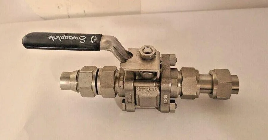 Клапан Swagelok SS-63TS12 Stainless Steel 3-Piece 60 Series Ball Valve FNIP