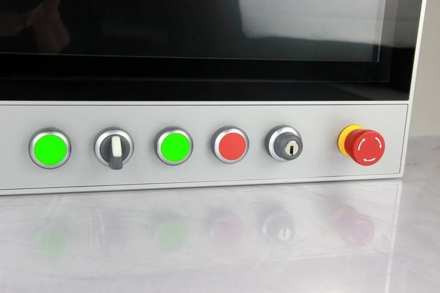 Промышленный компьютер NODKA ICP69215 Industrial Panel PC 15,6" Touchscreen HMI 