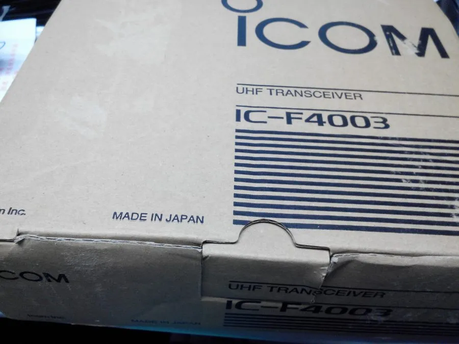 Зарядное устройство ICOM IC-F4003 Regular Charger Portable Radio — фото лота 1