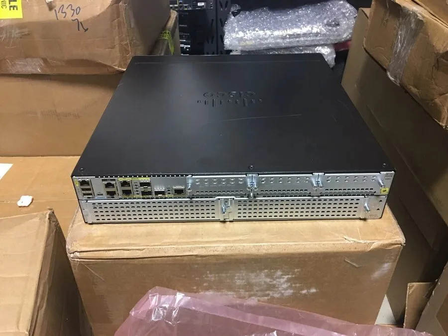 Маршрутизатор CISCO ISR4351/K9 V05 3-PORT Gigabit INTEGRATED ROUTER ISR4351