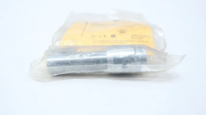 Датчик приближения Turck Bi5-G18-AZ3X-B1331 50MM 20-250VAC 5-500mA Proximity Sen