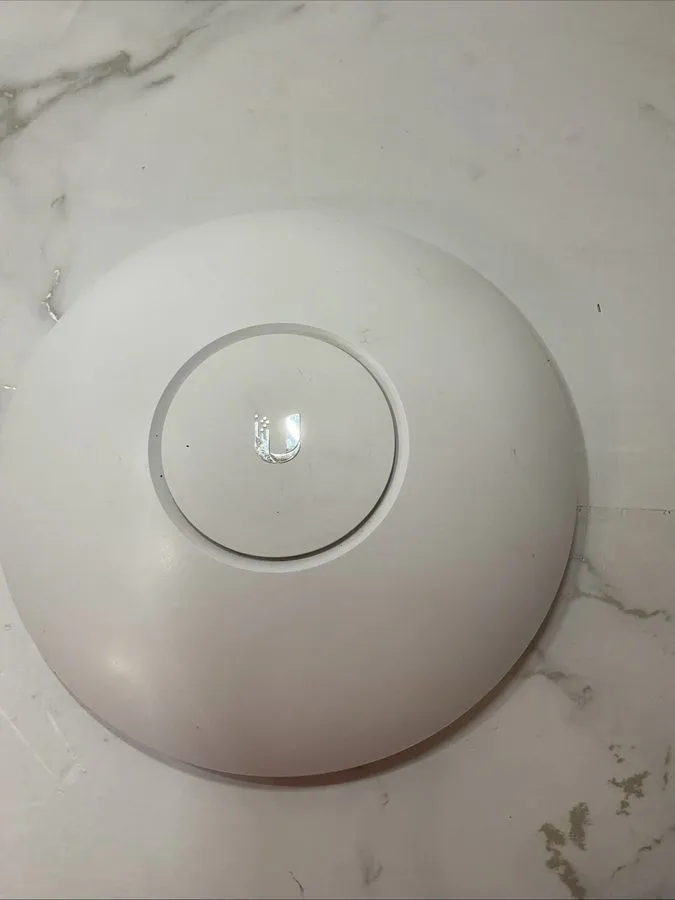 Точка доступа Ubiquiti UniFi AP AC PRO 802.11ac 1300 Mbps Wireless Access Point
