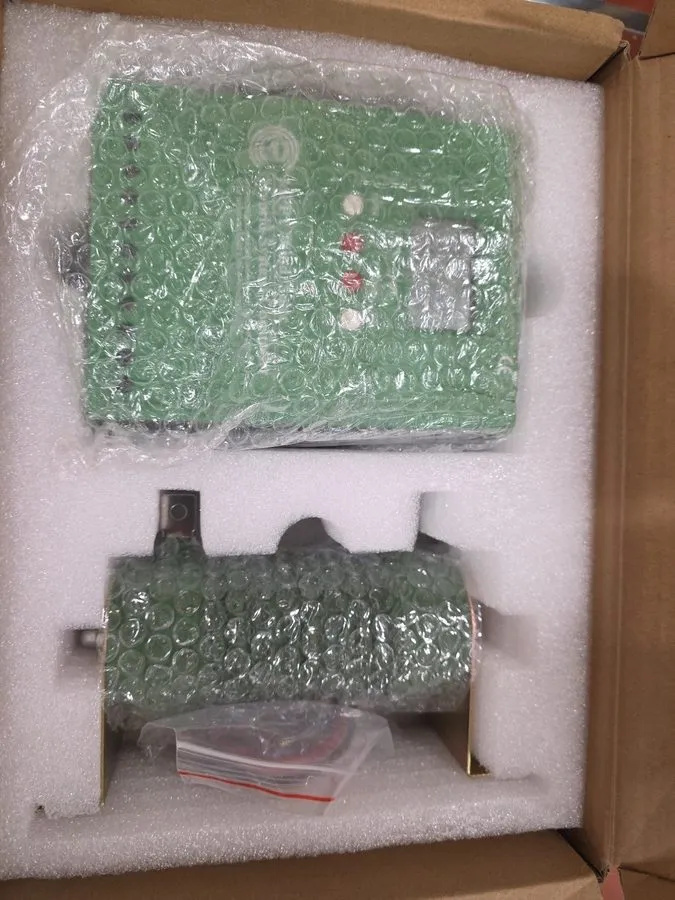 Аккумулятор FOUF Wind Solar Hybrid Charge Controller GPI48280 2800W 24V/48V MPPT — фото лота 1