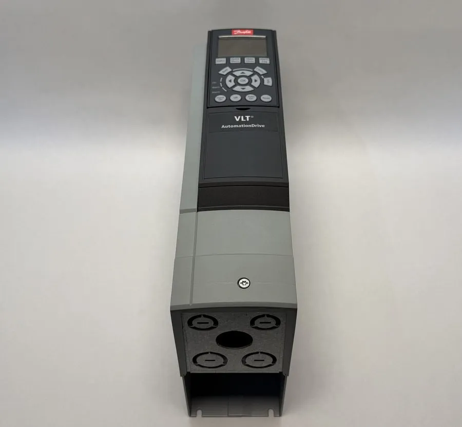 Частотный преобразователь Danfoss 131B0408 VLT AutomationDrive FC-302 2HP 1.5kW 