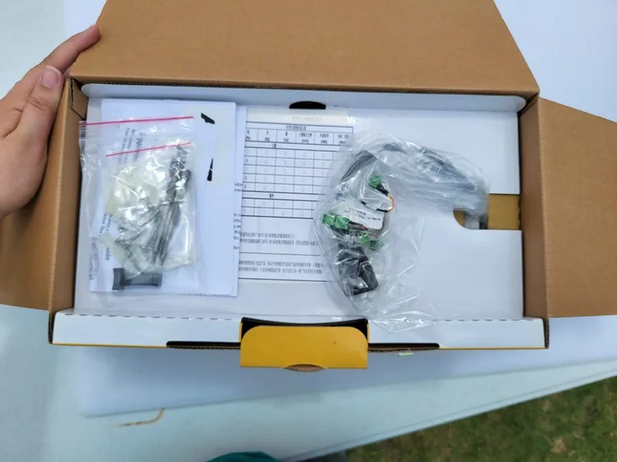 Камера Pelco IBP124-1R 1MP Outdoor IR Bullet IP Security Camera — фото лота 2