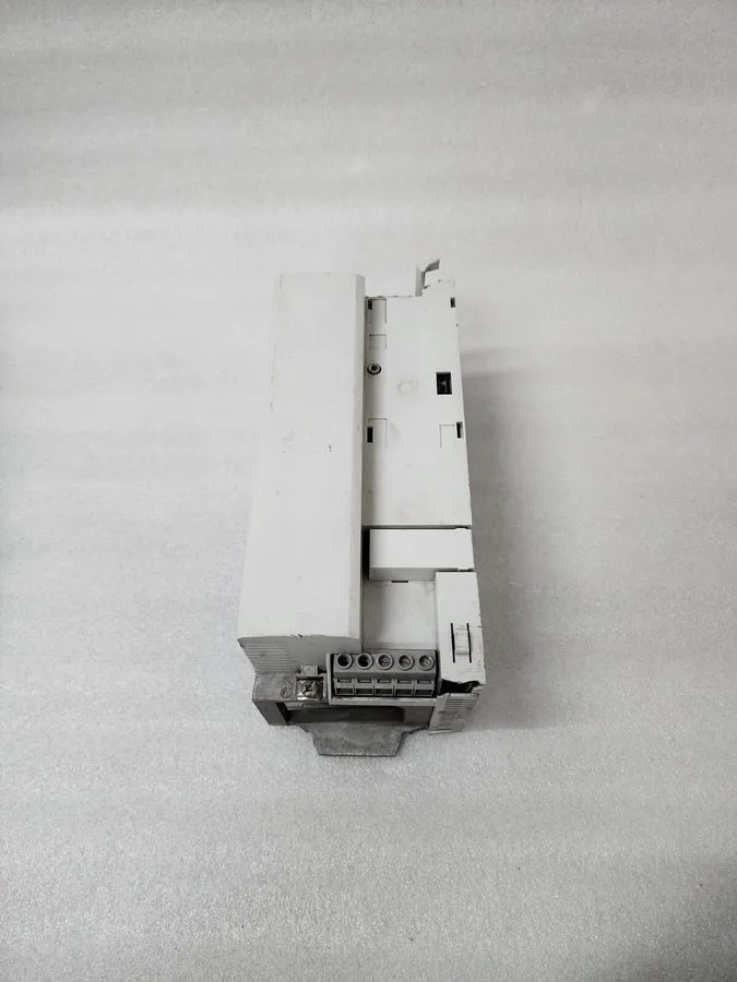 Электропривод LENZE I55BE275F10V10000S IVERTER DRIVE 7.5KW/10KW MADE IN GERMANY