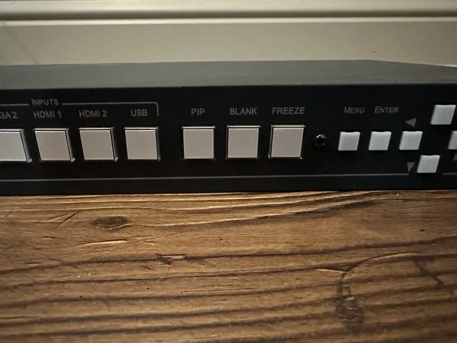 Видеокоммутатор Kramer VP-728 9-Input HDMI HQV Digital Presentation Switcher/Sca — фото лота 2