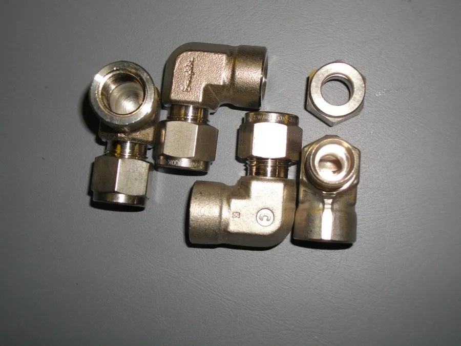 Фитинг Swagelok SS-600-8-6 Stainless Steel Swagelok Tube Fitting FNSP — фото лота 1