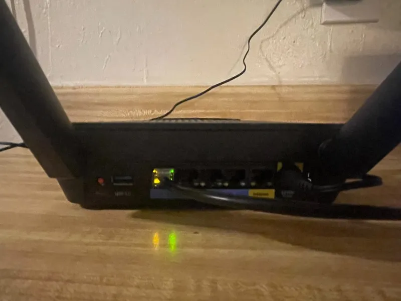 Маршрутизатор Linksys EA8300 with OpenWrt Custom Firmware Installed