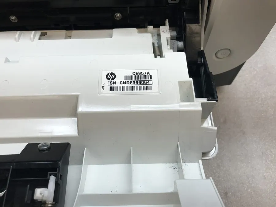Лазерный принтер HP LaserJet Pro 400 M451dn Color Laser Printer CE957A 40K pgs T
