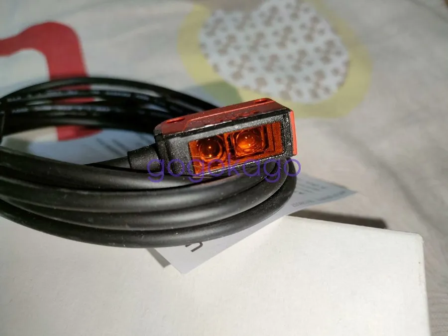 Датчик Leuze HRTR 3B/2.71 sensor
