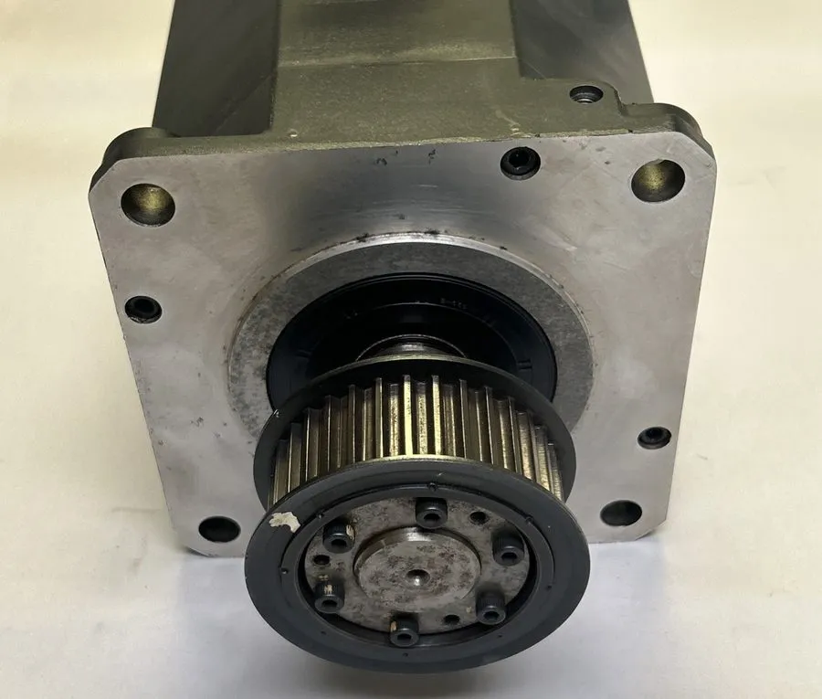Серводвигатель FANUC A06B-0247-B100 4kW 3000RPM 230V 200Hz AC Servo Motor