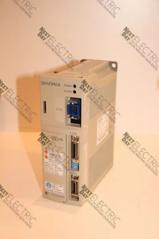 Сервопривод YASKAWA SGD-02AN SERVOPACK AC200-230V 50/60Hz 200W