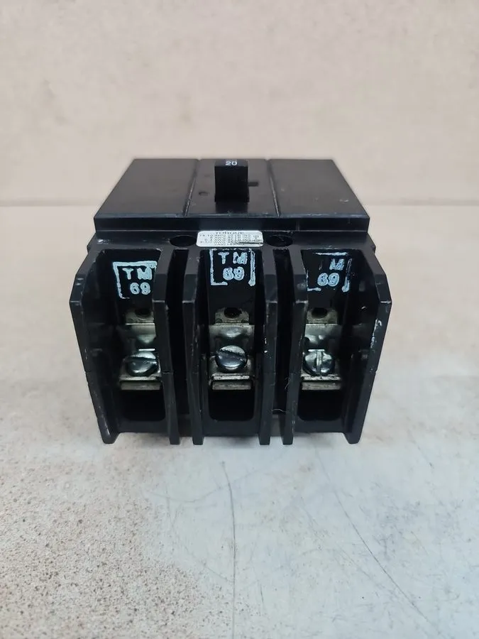 Автоматический выключатель Eaton GHB3020 Circuit Breaker 20A 3P 277/480V