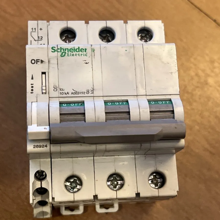Автоматический выключатель Schneider UL1077 3P Circuit Breaker 480V — фото лота 1