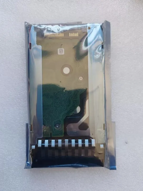 Жёсткий диск IBM 81Y9651 900GB 81Y3805 10K 81Y9650 6Gbps SAS 2.5" SFF HS HDD Har — фото лота 3