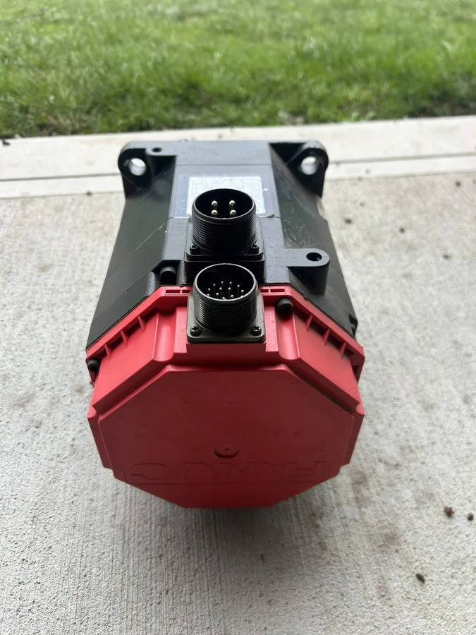 Серводвигатель FANUC AC SERVO MOTOR a12/3000 A06B-0143-B075