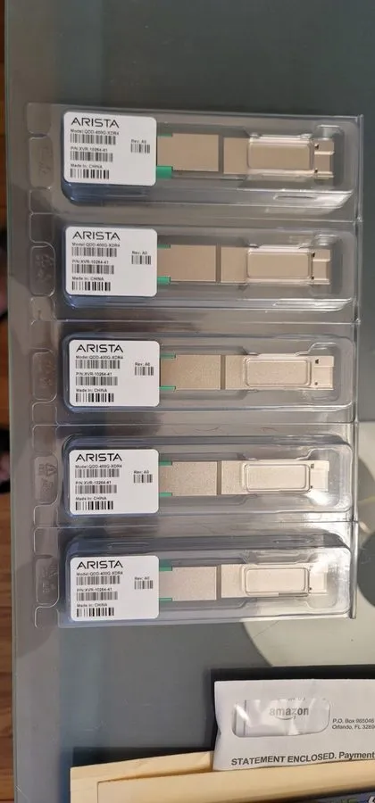 Трансивер Arista XVR-10264-41 400GBASE-XDR4 QSFP-DD Transceiver