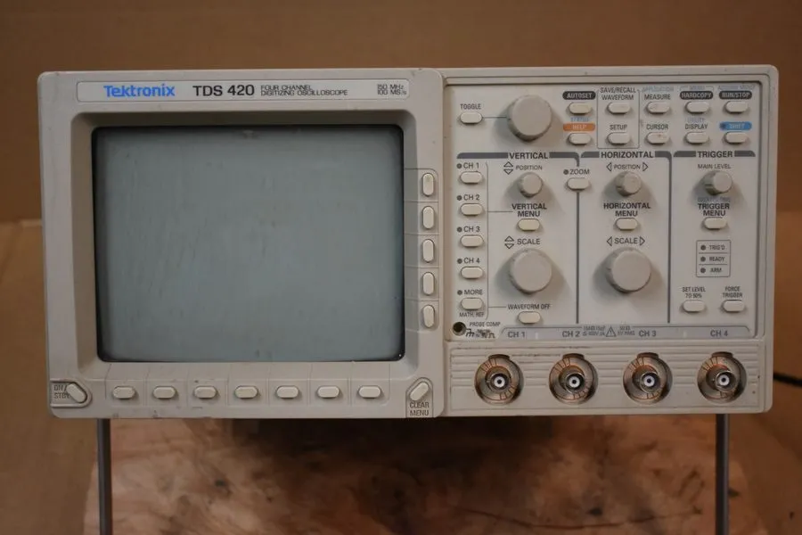 Осциллограф Tektronix TDS 430A 2-Ch 400MHz 100MS/s Digitizing Oscilloscope 8-bit