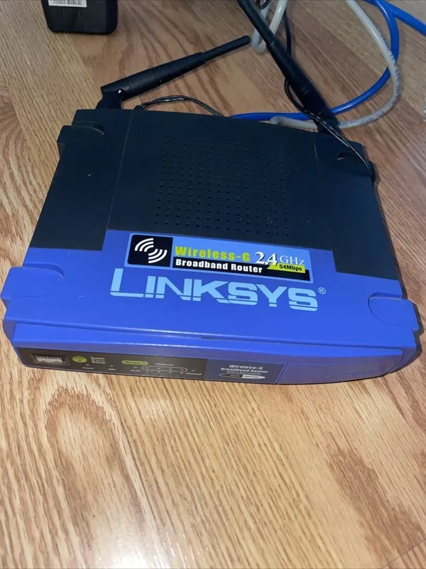 Маршрутизатор Linksys Wireless Router WRK54G Broadband 2.4GHz Cisco With 4-Port 