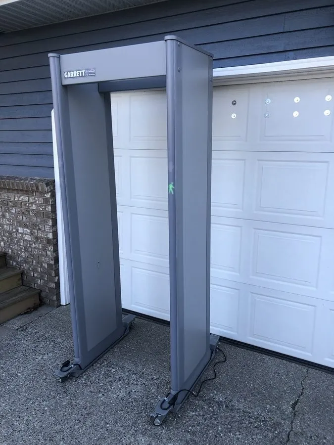 Оборудование видеонаблюдения Garrett PD6500i Walk-Through Metal Detector Commerc — фото лота 1