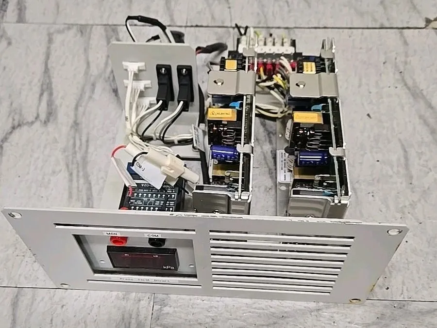 Контроллер Tokyo Electron (TEL) Differential Pressure Monitor / Controller 3M87- — фото лота 1
