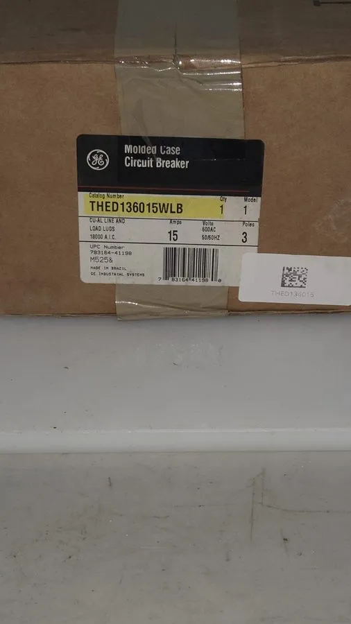 Автоматический выключатель GE THED136015WL 15A 3-POLE FEED-THRU CIRCUIT BREAKER,