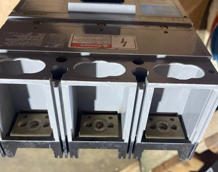 Автоматический выключатель Siemens JXD63B350 Sentron Series Circuit Breaker 350A