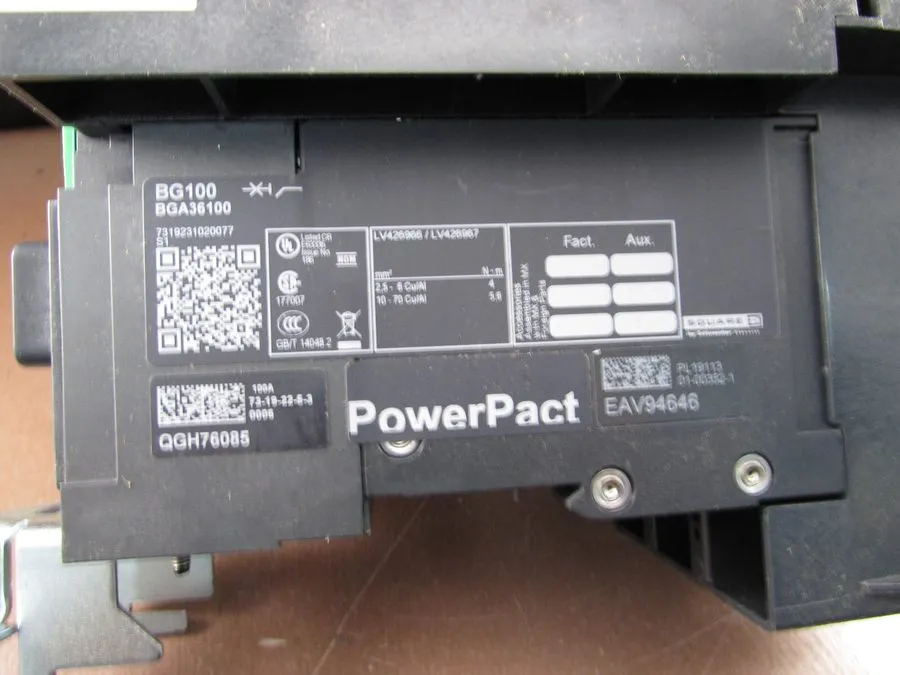 Автоматический выключатель Square D BGA36100 100 Amp 3 Pole 600V 35KA@480V I-lin