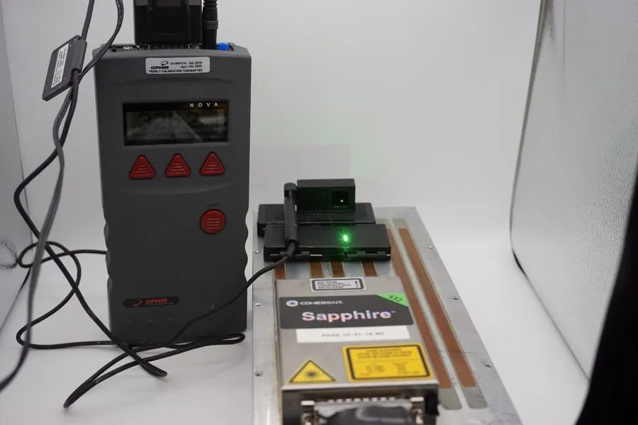 Электронный компонент Coherent Sapphire 532nm 300mW laser pn 1174740 low hours