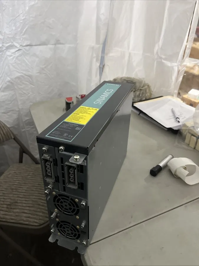 Блок питания SIEMENS 6SL3100-0BE21-6ABO SINAMICS POWER SUPPLY — фото лота 1